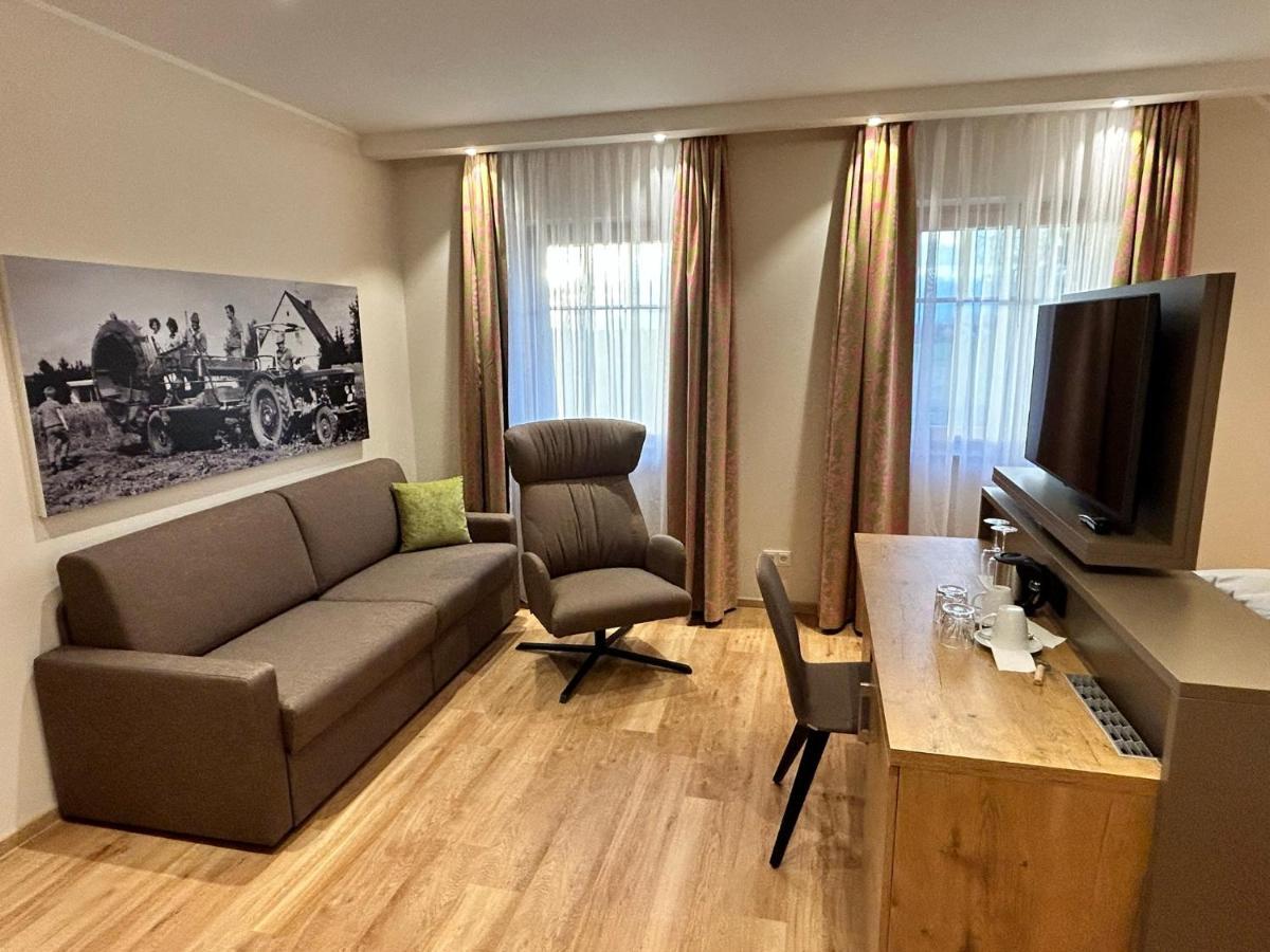 Laupus-Hof Apartment Бад Вилбел Екстериор снимка