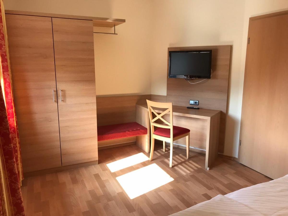 Laupus-Hof Apartment Бад Вилбел Екстериор снимка