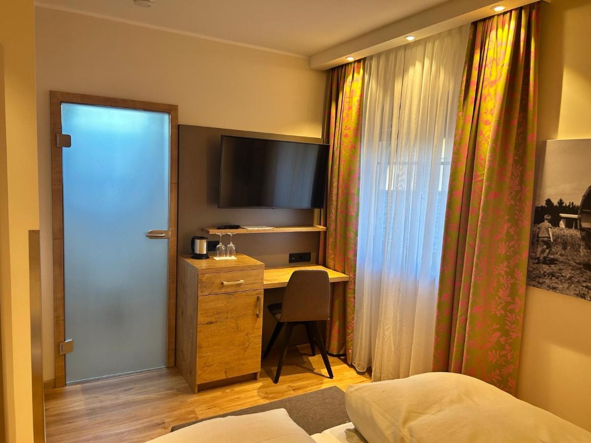 Laupus-Hof Apartment Бад Вилбел Екстериор снимка