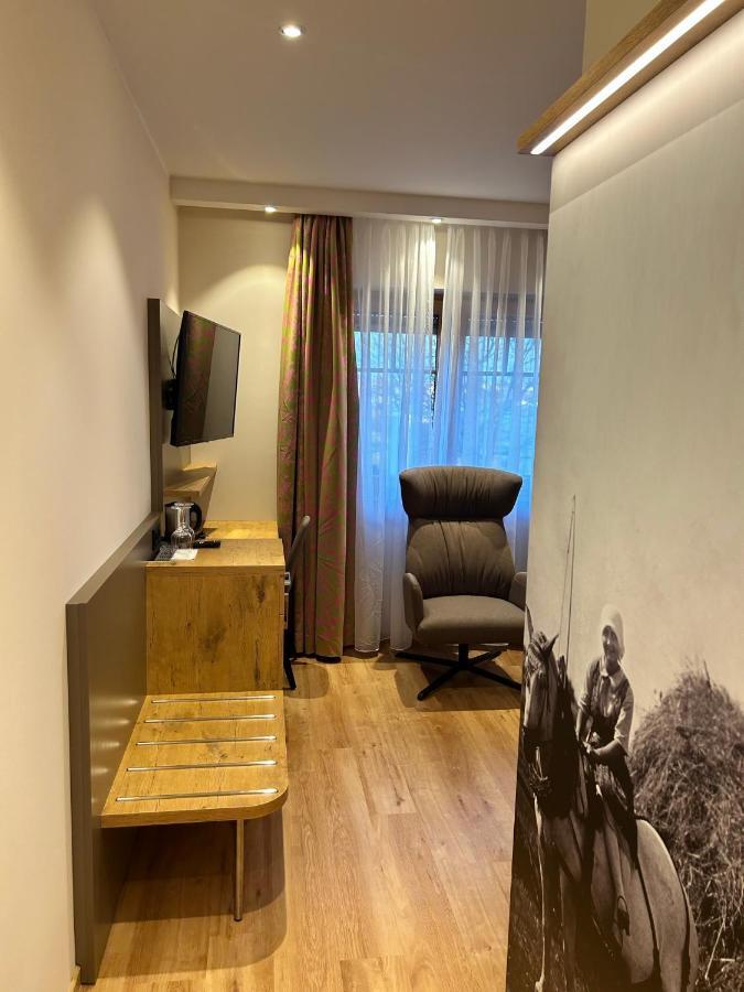 Laupus-Hof Apartment Бад Вилбел Екстериор снимка